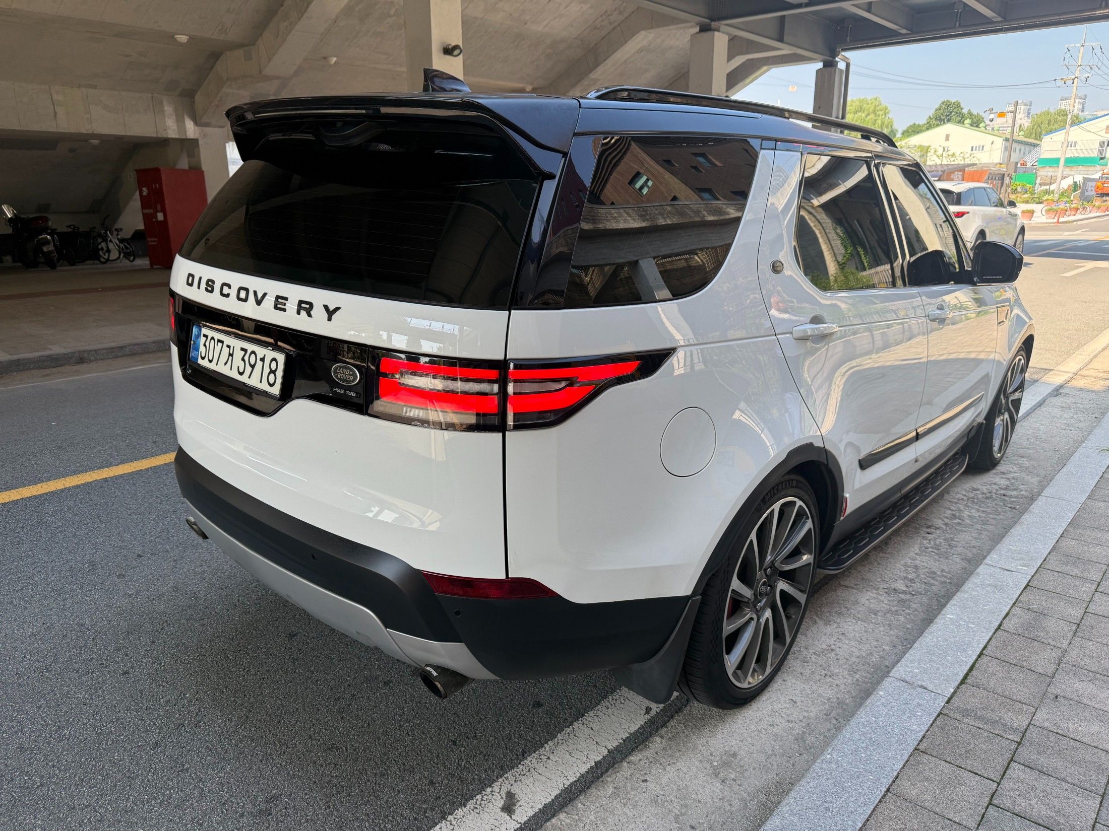 LAND ROVER DISCOVERY 5 2017