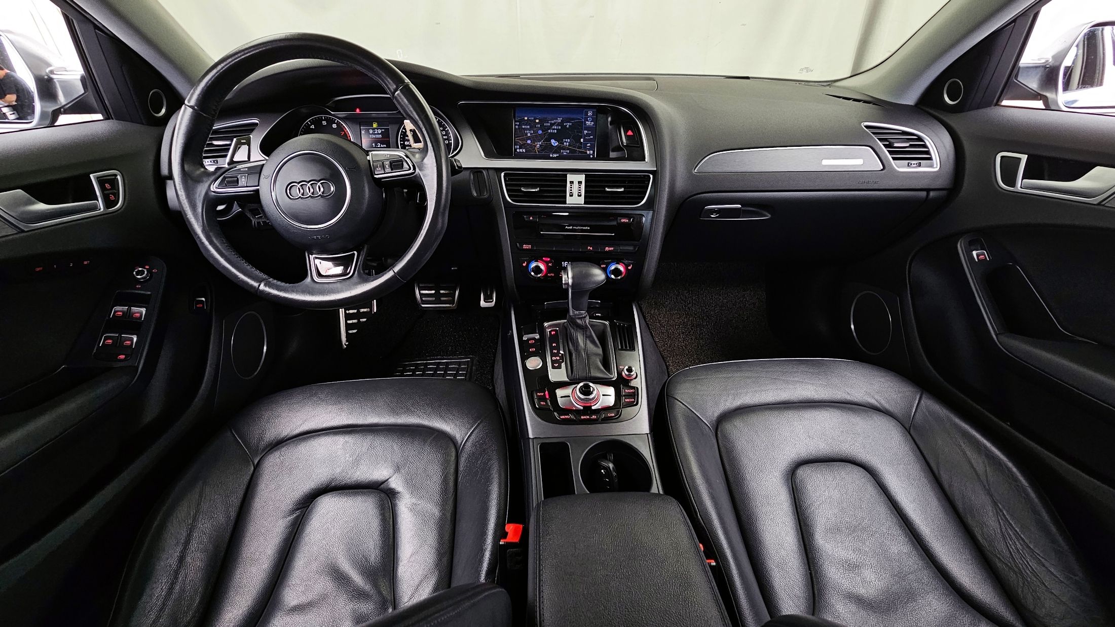 AUDI A4 2013