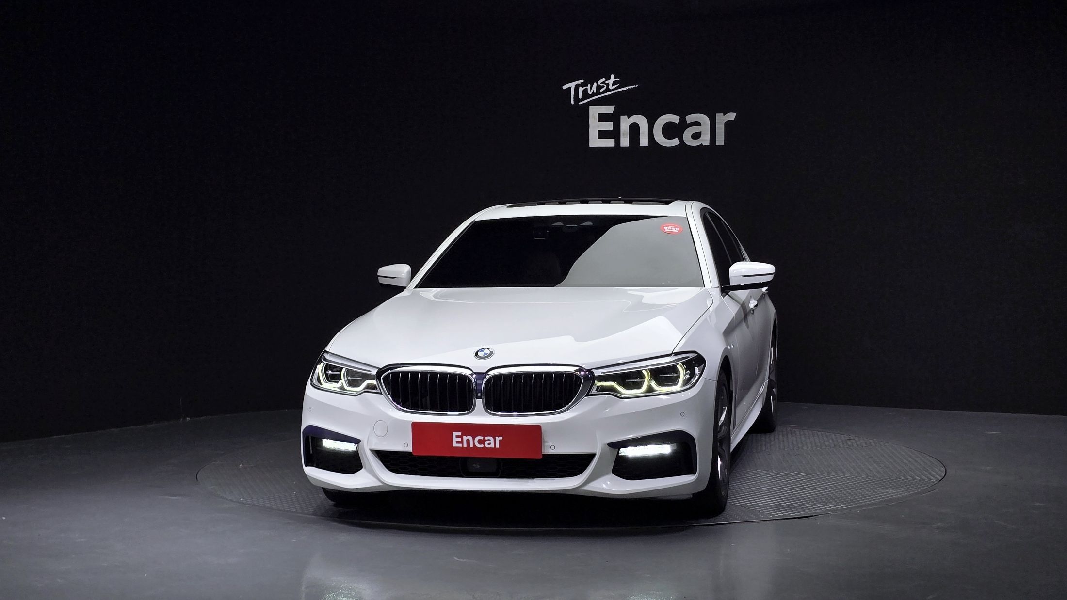 BMW 5-SERIES G30 2018
