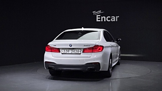 BMW 5-SERIES G30 2018
