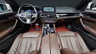 BMW 5-SERIES G30 2018