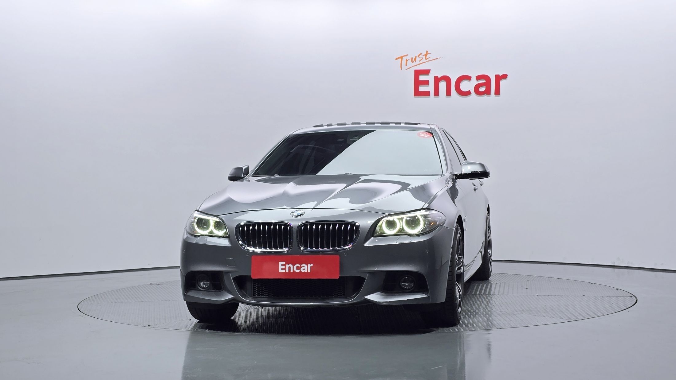 BMW 5-SERIES F10 2016
