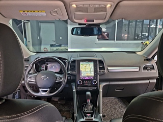 SAMSUNG QM6 2020