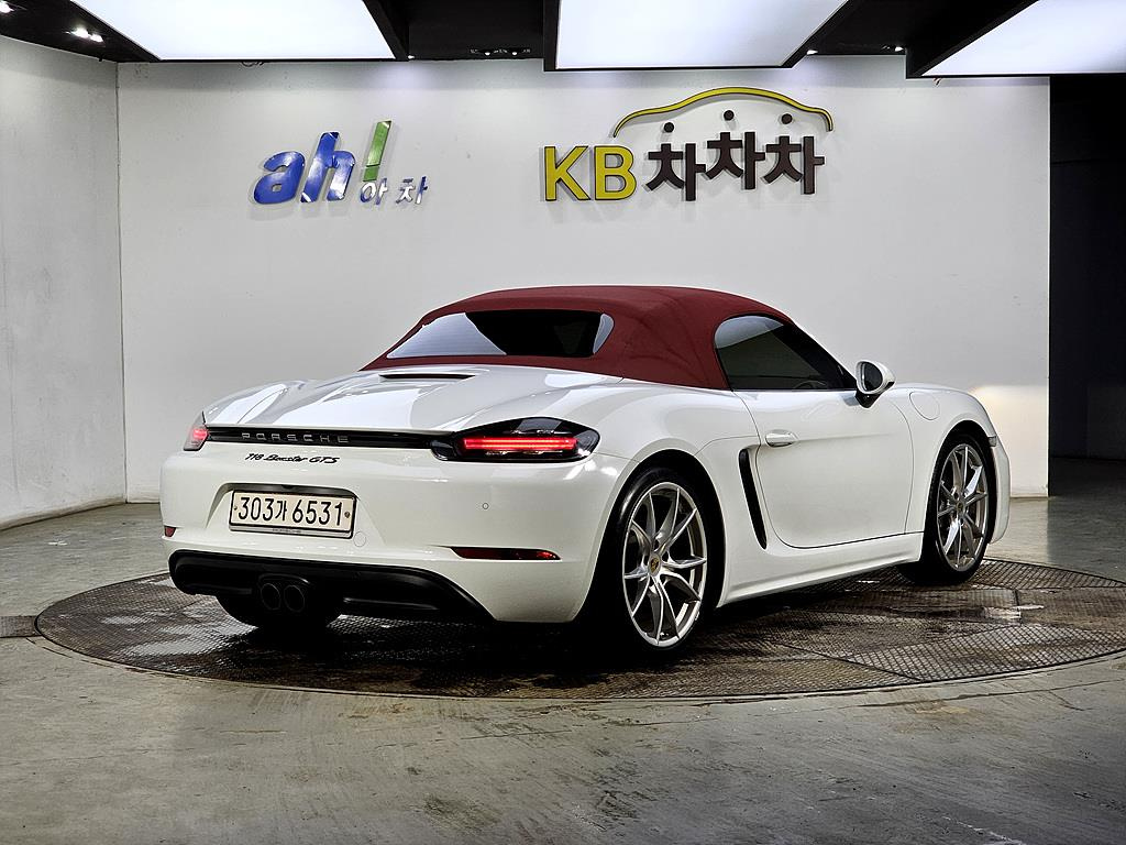 PORSCHE 718 BOXSTER 2017