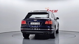 BENTLEY BENTAYGA 2020