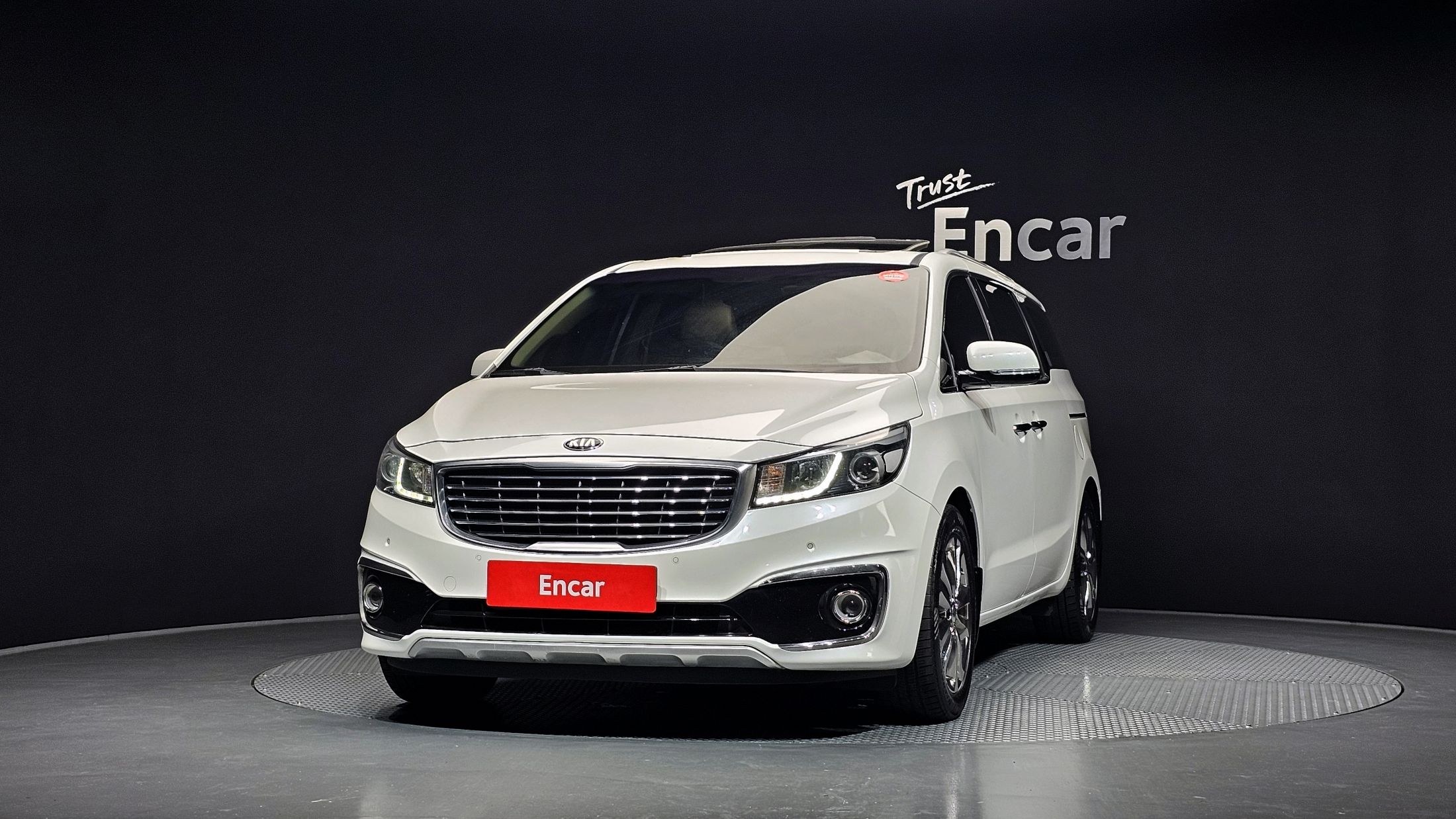 KIA CARNIVAL 2017