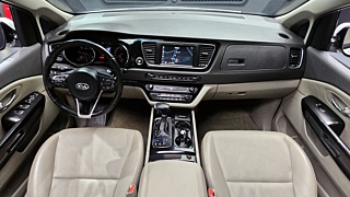 KIA CARNIVAL 2017
