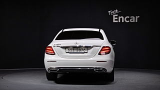 MERCEDES BENZ E-CLASS W213 2018