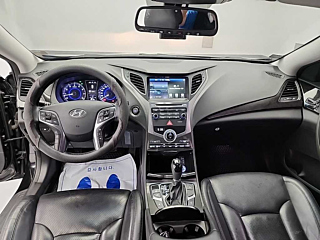 HYUNDAI GRANDEUR HG 2017