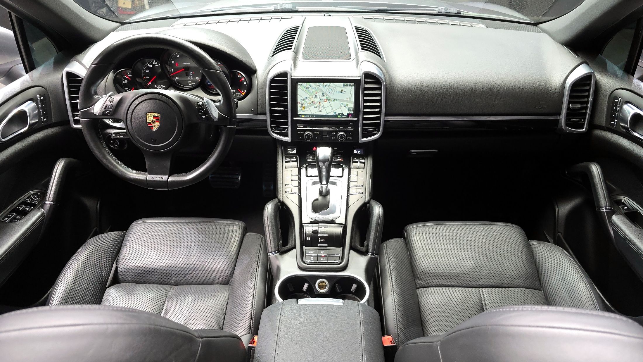 PORSCHE CAYENNE 2010
