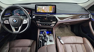 BMW 5-SERIES G30 2023