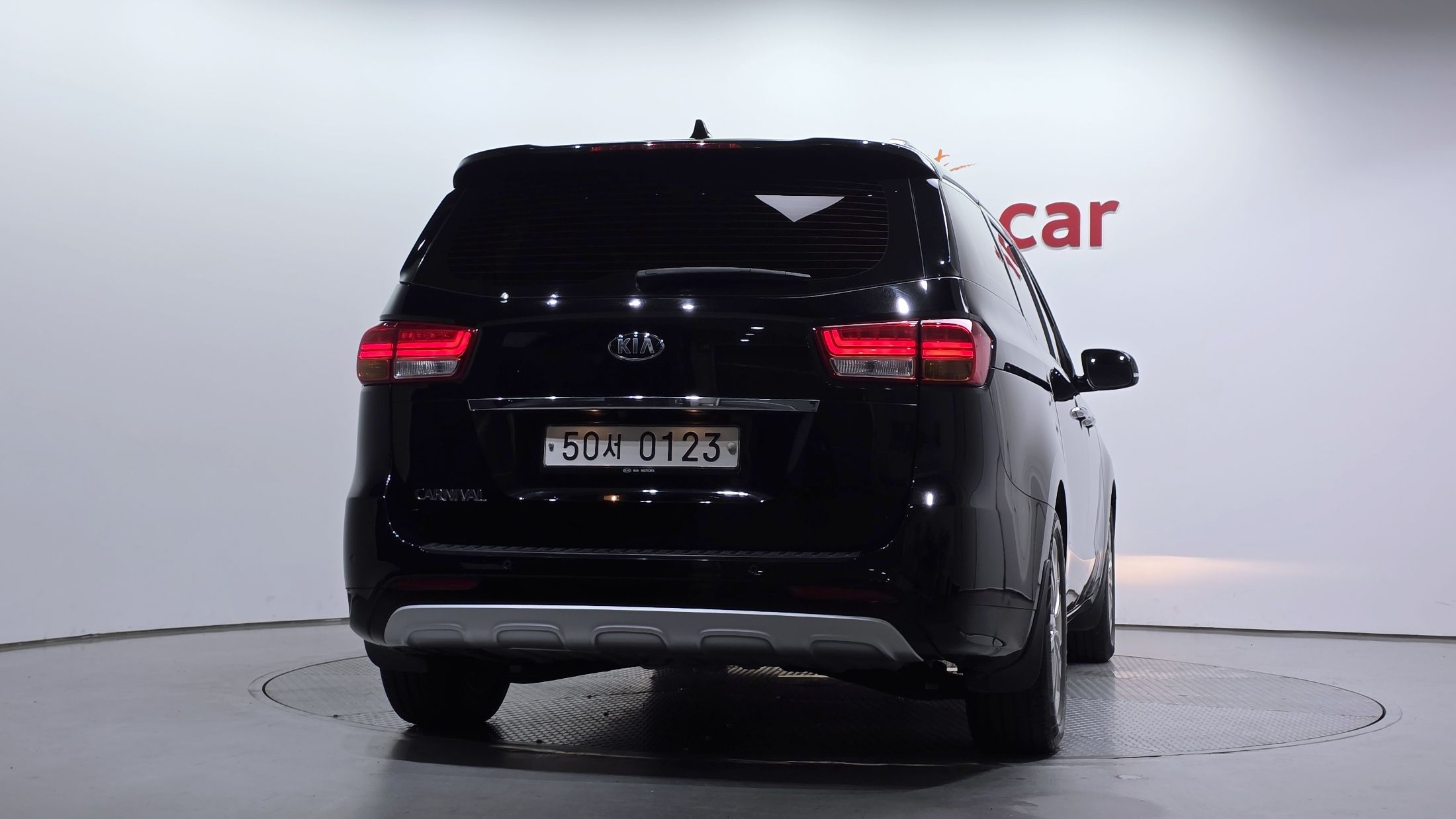 KIA CARNIVAL 2017