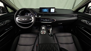 GENESIS GV70 2024