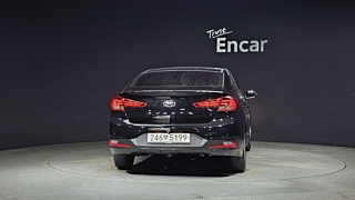 HYUNDAI AVANTE AD 2019