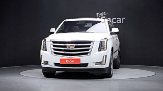 CADILLAC ESCALADE 2018