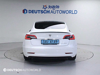 TESLA MODEL 3 2019
