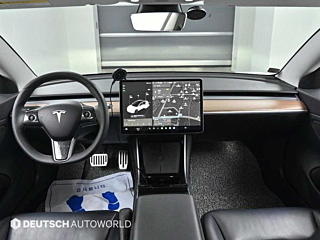 TESLA MODEL 3 2019