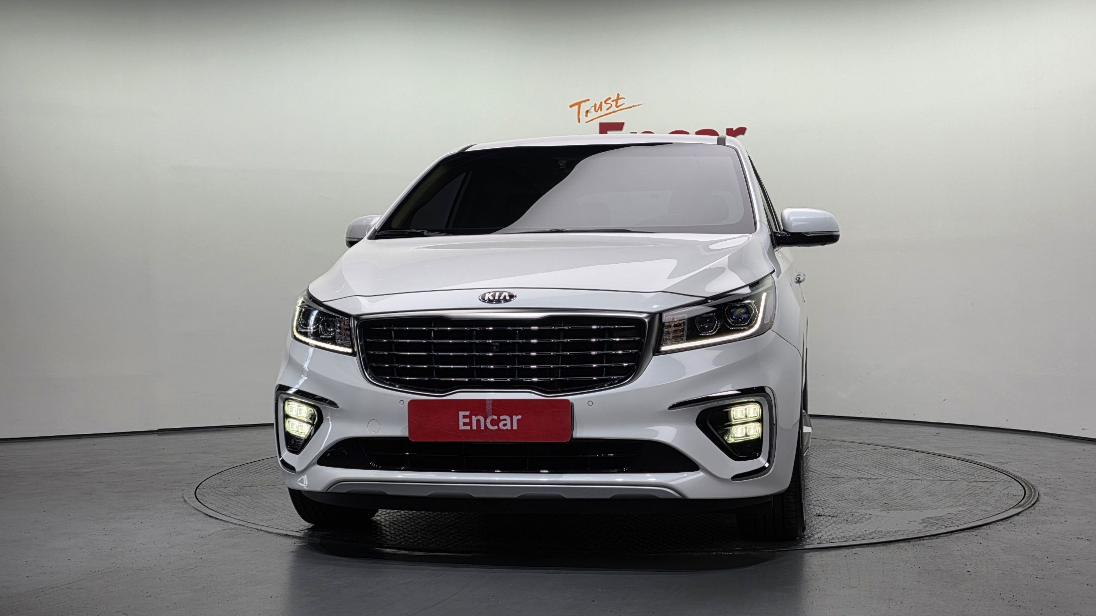 KIA CARNIVAL 2018
