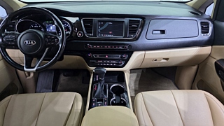 KIA CARNIVAL 2018