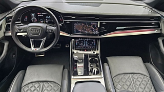 AUDI Q8 4M 2021