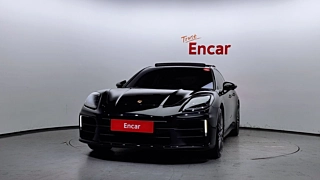 PORSCHE PANAMERA 972 2024