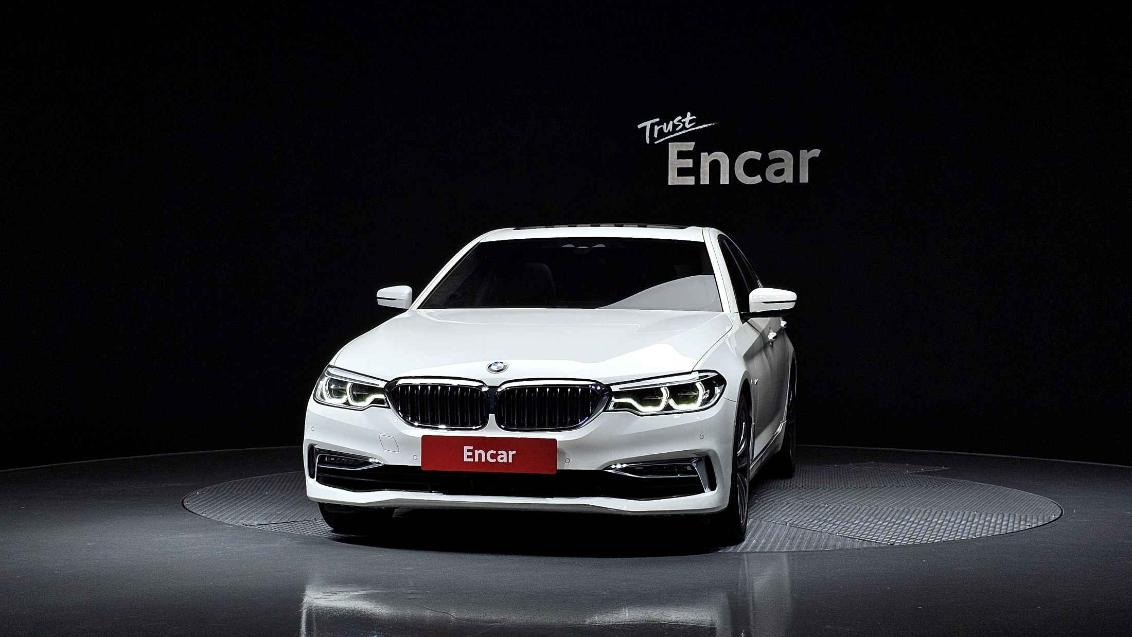 BMW 5-SERIES G30 2018