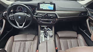 BMW 5-SERIES G30 2018