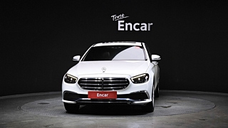 MERCEDES BENZ E-CLASS W213  2021