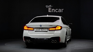 BMW 5-SERIES G30 2017