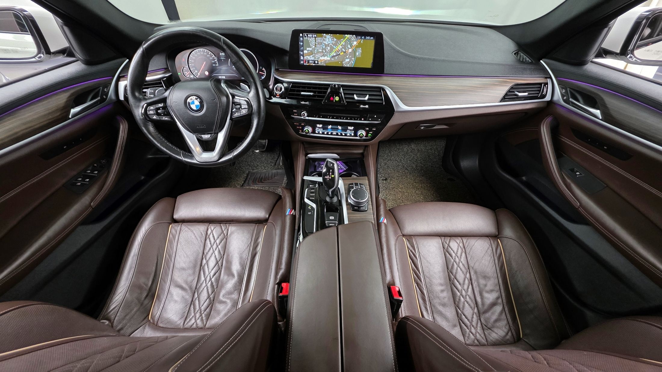 BMW 5-SERIES G30 2017