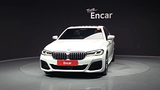 BMW 5-SERIES G30 2021