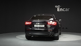 MASERATI GHIBLI 2018