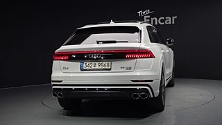 AUDI Q8 4M 2022