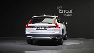 VOLVO V90 CROSS COUNTRY 2019