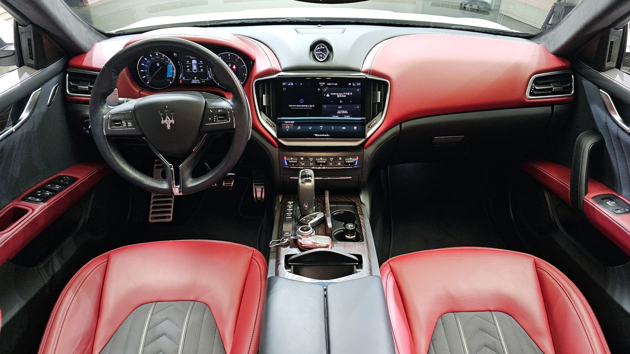 MASERATI GHIBLI 2021