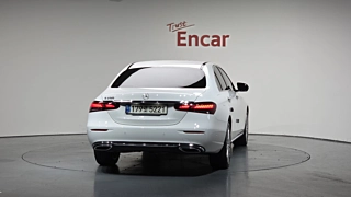 MERCEDES BENZ E-CLASS W213 2021