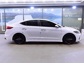 HYUNDAI AVANTE AD 2018