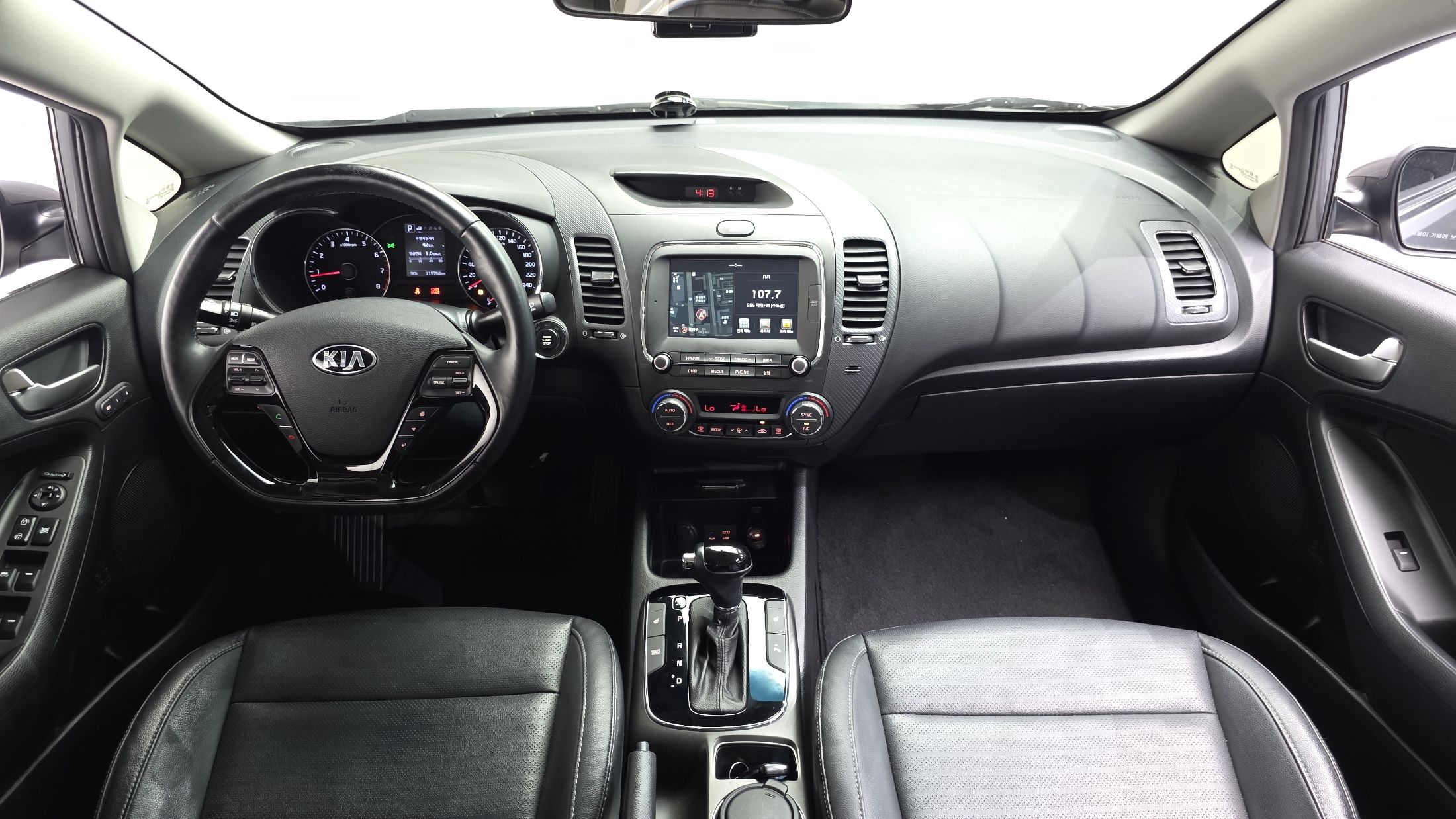 KIA K3 2016