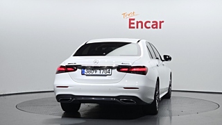 MERCEDES BENZ E-CLASS W213 2020