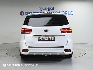 KIA CARNIVAL 2018
