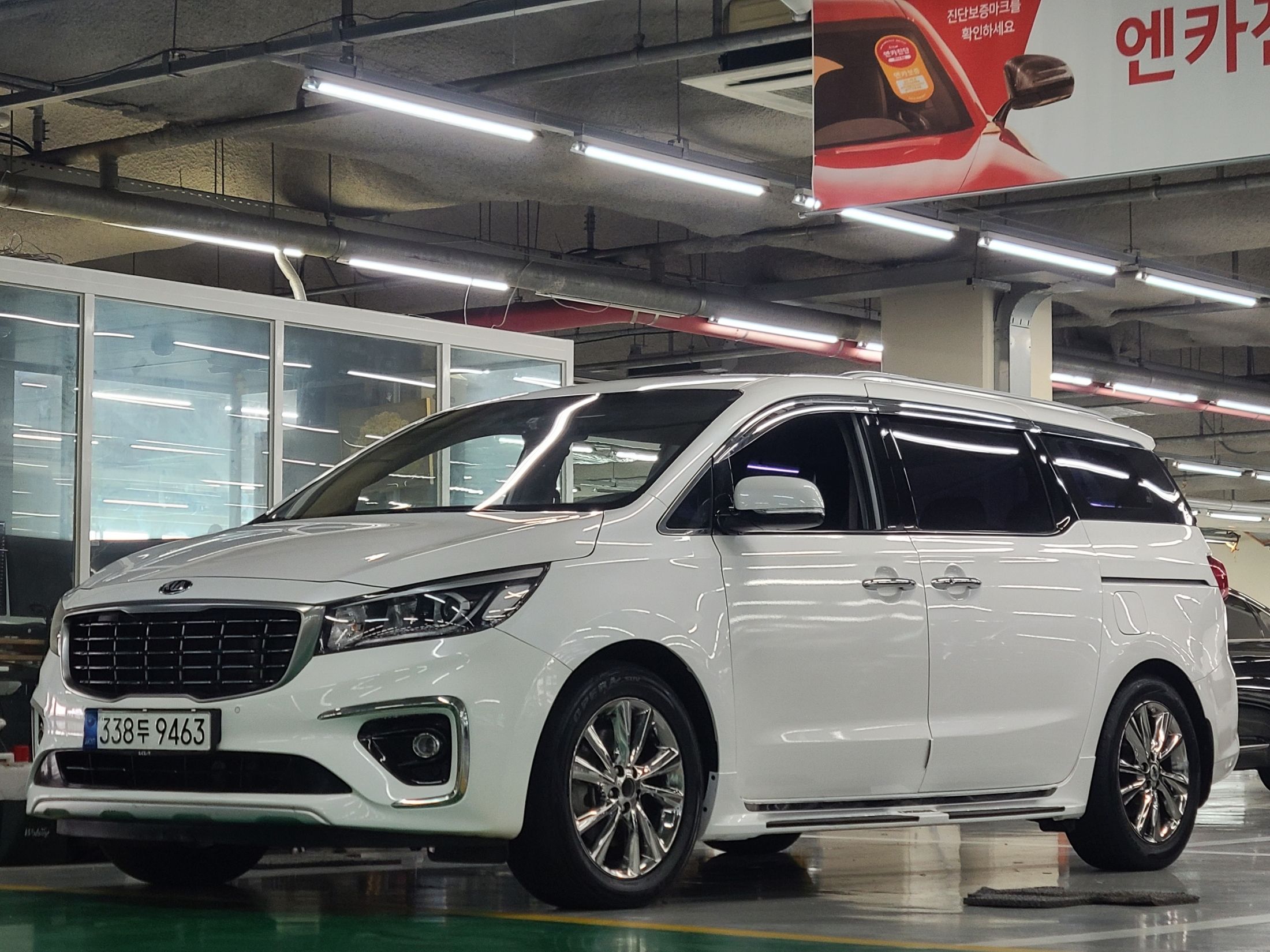 KIA CARNIVAL 2018