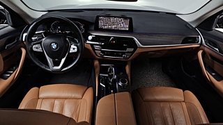 BMW 5-SERIES G30 2020
