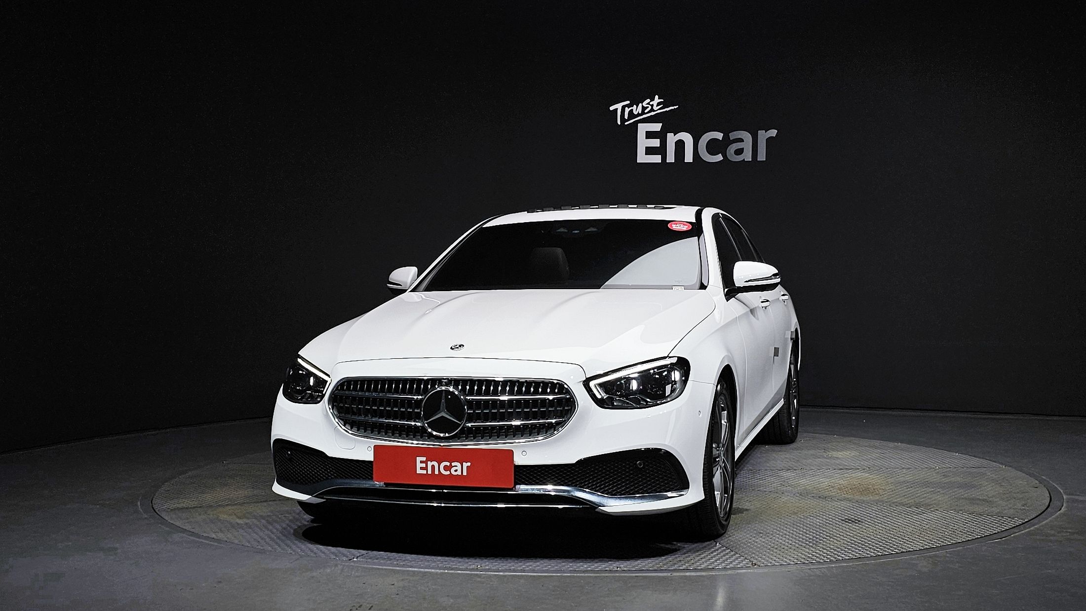 MERCEDES BENZ E-CLASS W213 2021