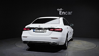 MERCEDES BENZ E-CLASS W213 2021