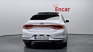 HYUNDAI GRANDEUR IG 2017