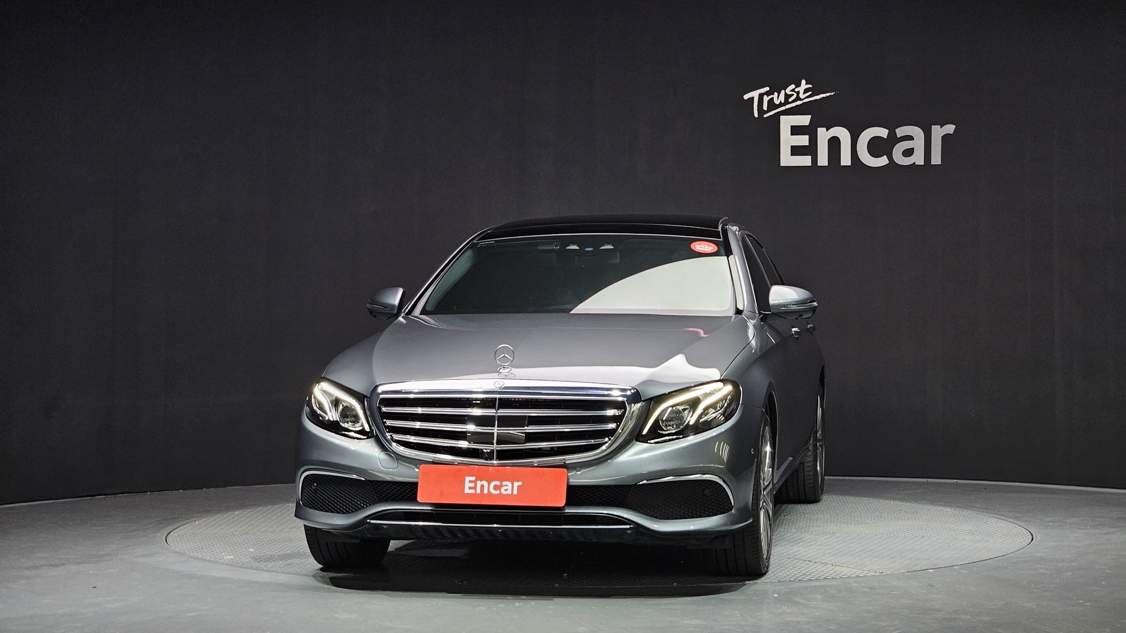 MERCEDES BENZ E-CLASS W213 2017