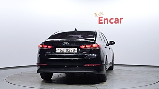 HYUNDAI AVANTE AD 2016