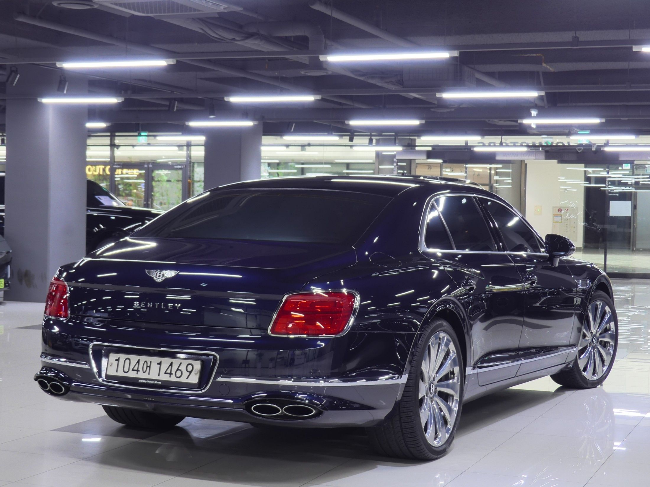 BENTLEY FLYING SPUR 2021