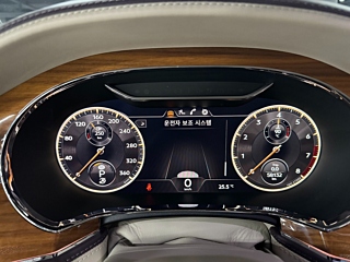 BENTLEY FLYING SPUR 2021