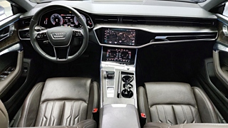 AUDI A7 4K 2020